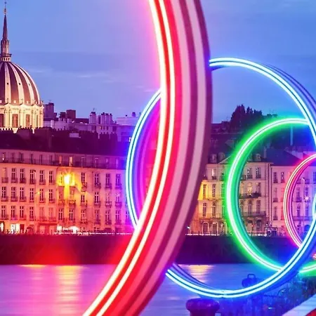 *new* Maisonnette*bail Mobilite*chic*nantes 公寓 南特